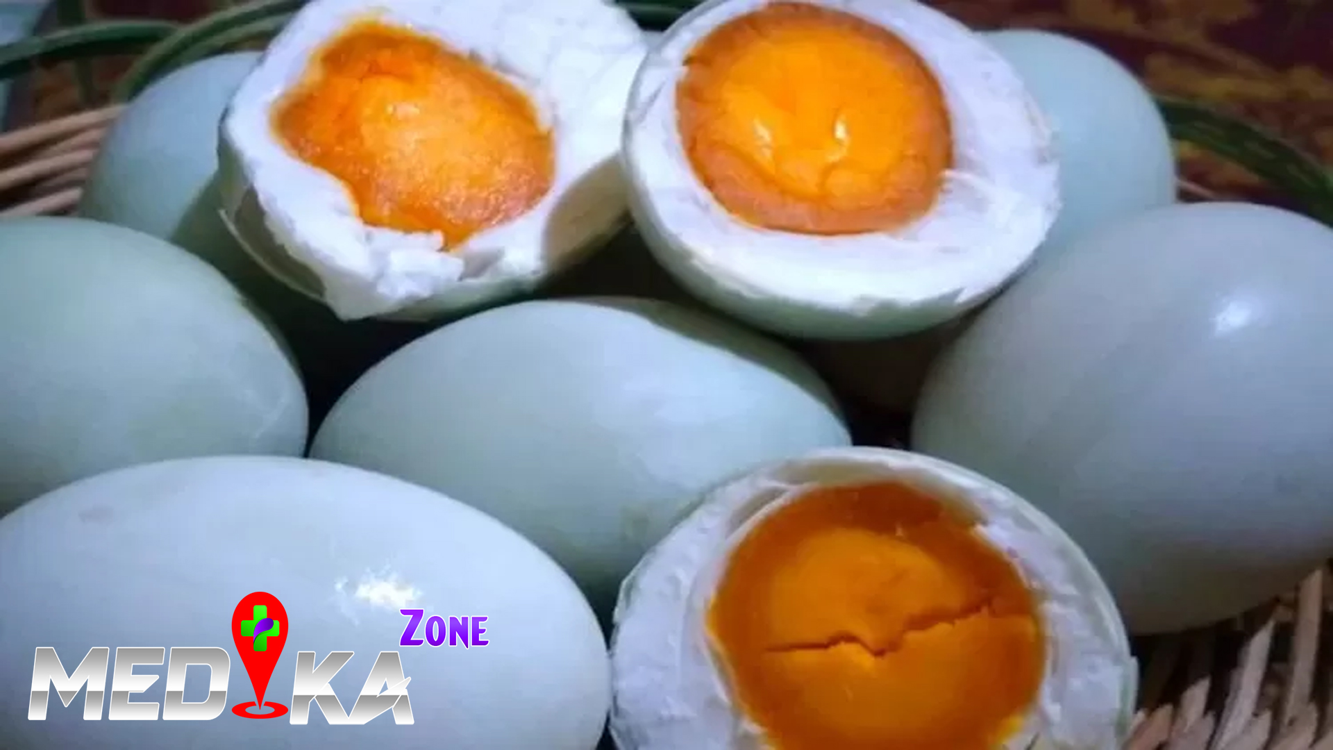 Telur Asin: Ini Bahayanya jika Dikonsumsi Secara Berlebihan